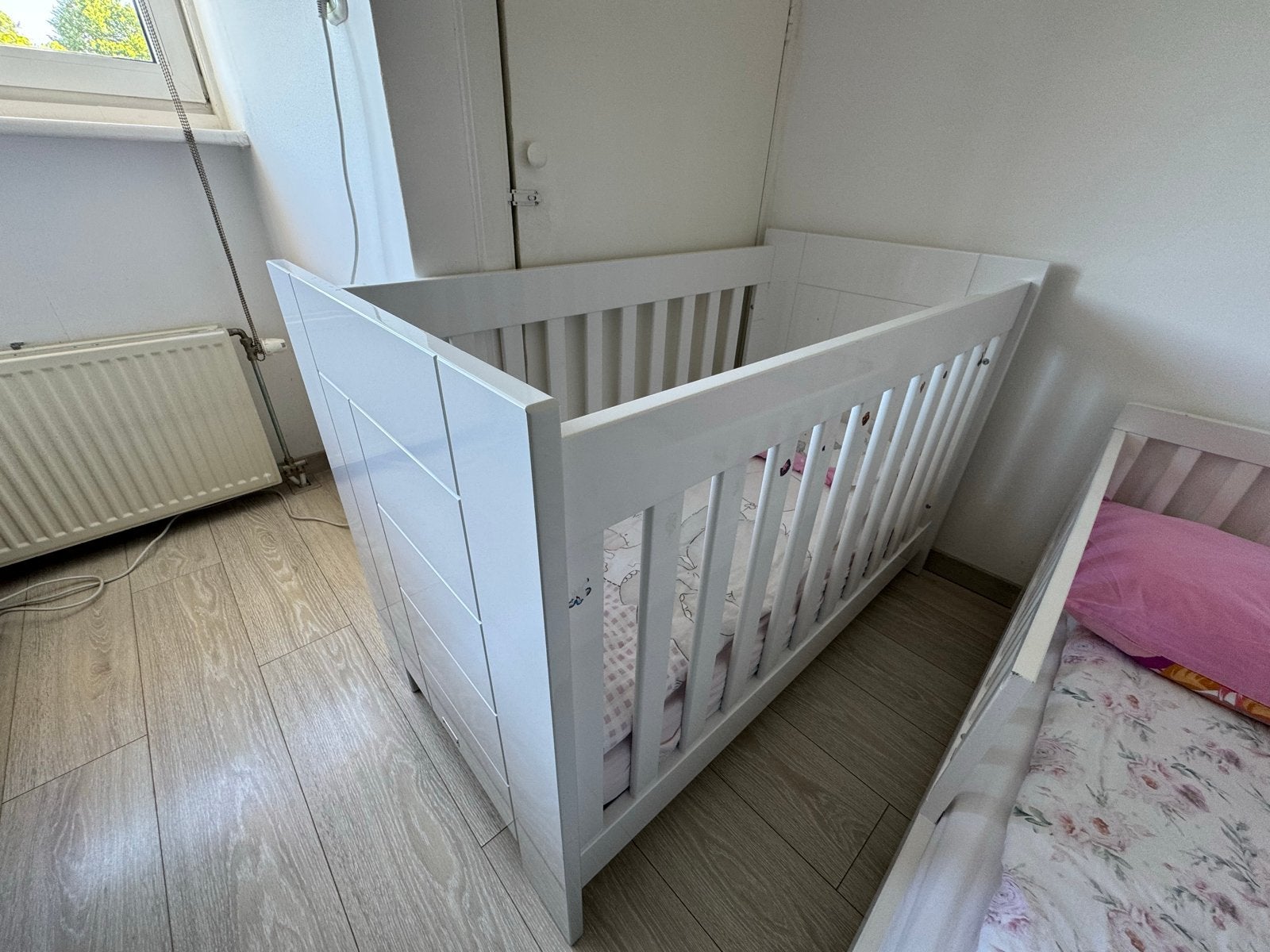 Bopita Ledikant Wit - Zo goed als nieuw, Kinderen en Baby's, Babywiegjes en Ledikanten, Ophalen, Zo goed als nieuw, Ledikant