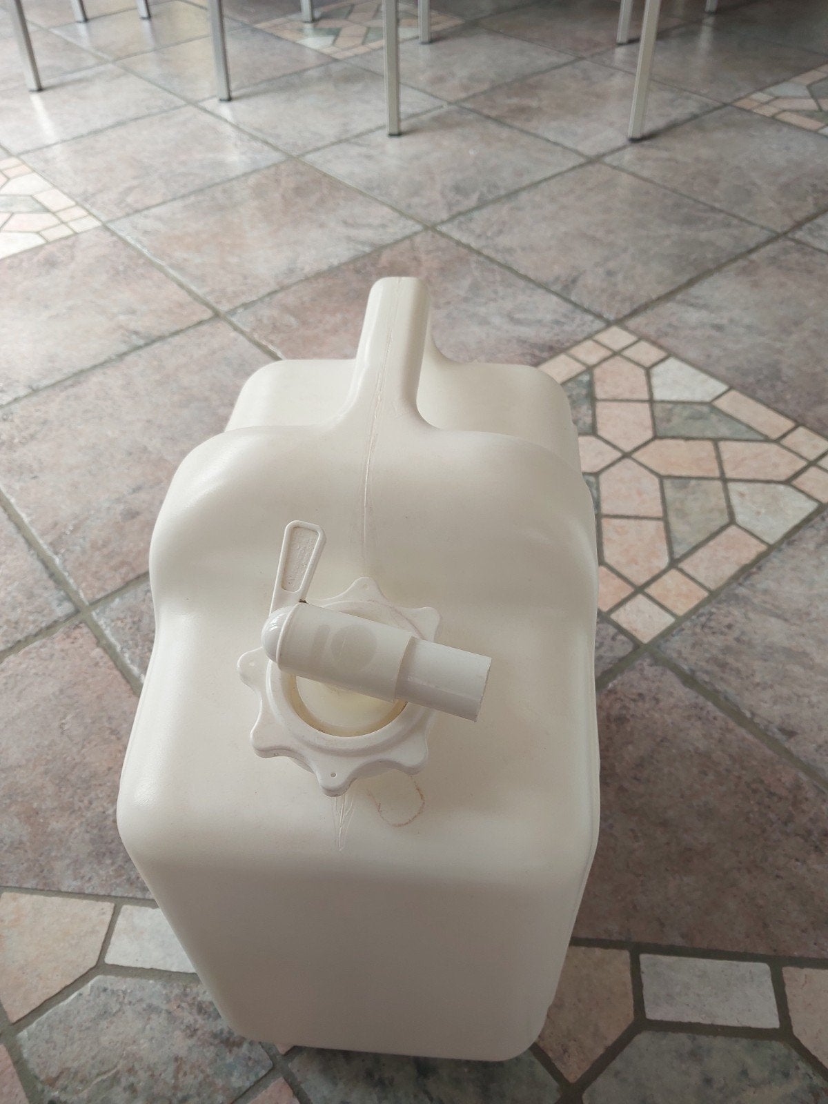 Witte water jerrycan met kraan, 17,5 liter, Ophalen, Gebruikt