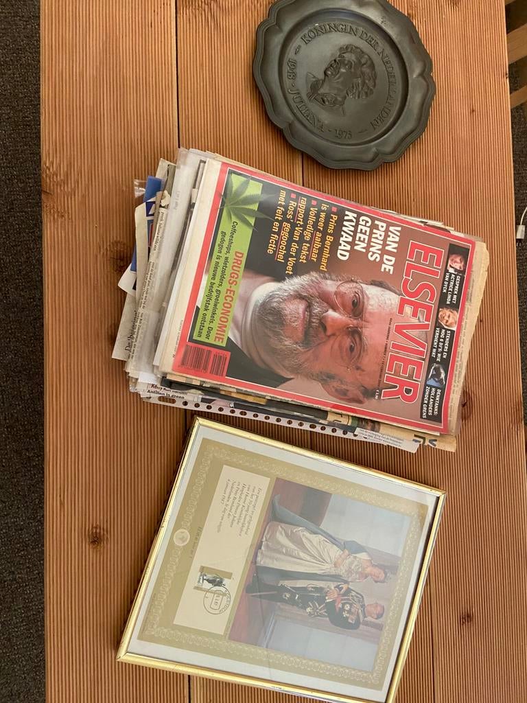 Lot Juliana / Bernhard / Beatrix / Claus, Ophalen of Verzenden, Gebruikt, Nederland, Overige typen