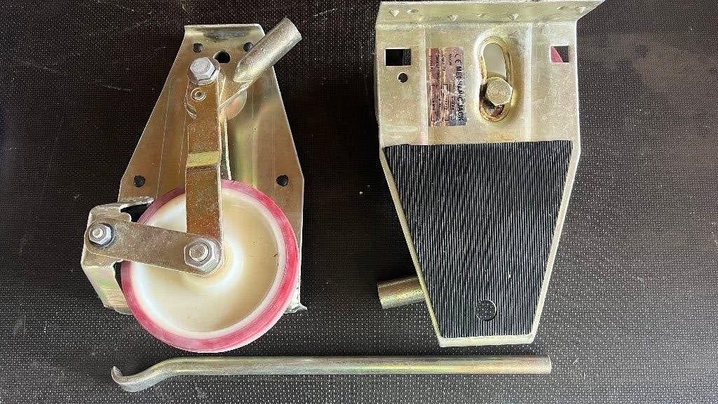 Mechanische meubel mover., Huis en Inrichting, Ophalen of Verzenden, Zo goed als nieuw, Metaal, Minder dan 50 cm