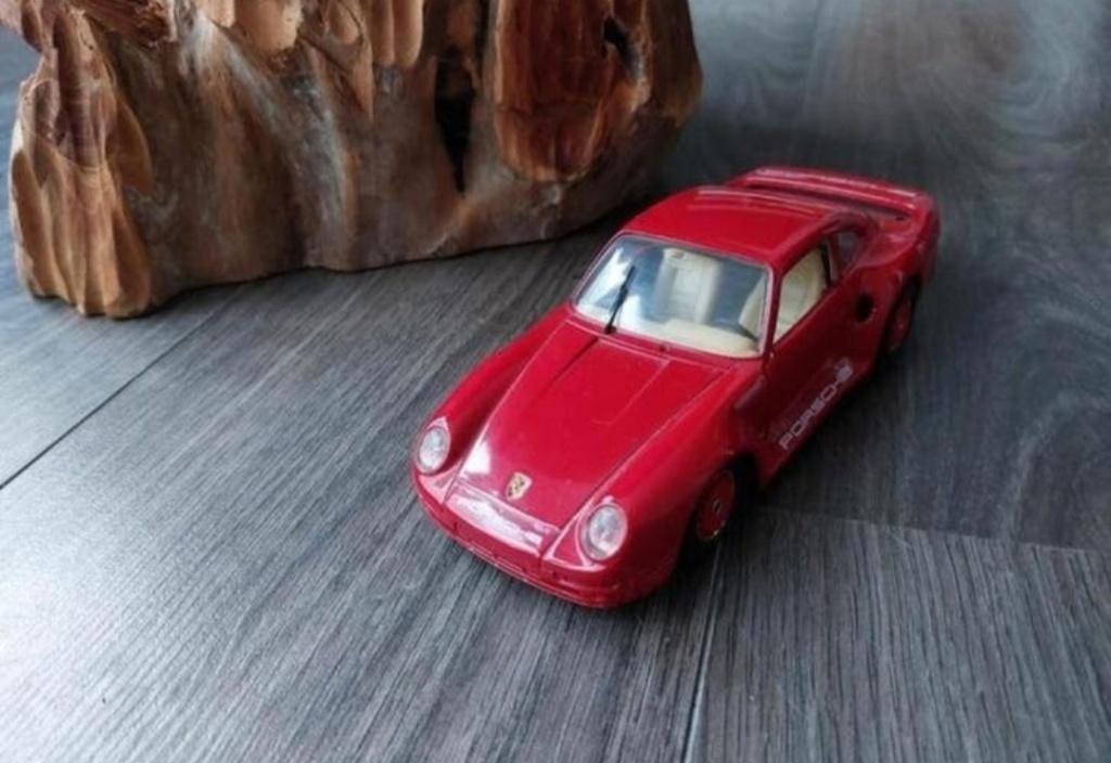 Te koop Porsche 959, Ophalen, Zo goed als nieuw, Auto, Bburago