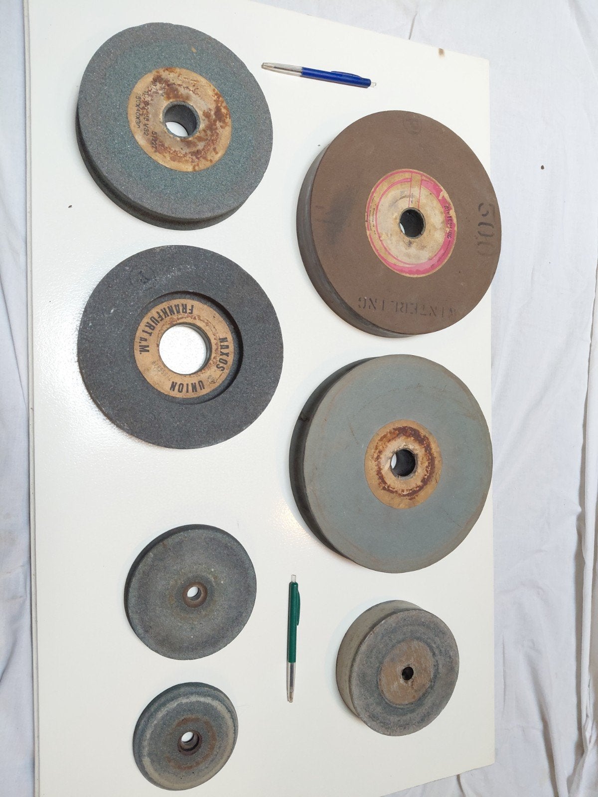 Div grote. slijpstenen, keramisch, ,diamant , polijsten, Doe-het-zelf en Verbouw, Ophalen of Verzenden, Zo goed als nieuw