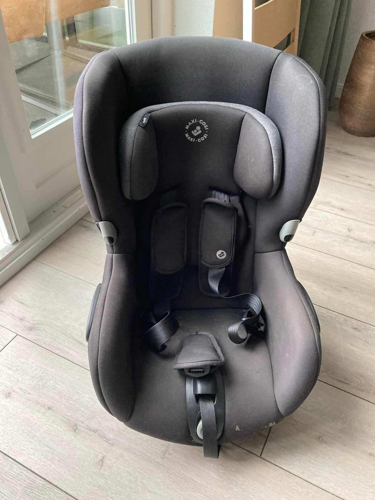 Maxi-Cosi Axiss Autostoel 9-18 kg - Draaibaar, Ophalen, Verstelbare rugleuning, 9 t/m 18 kg, Maxi-Cosi