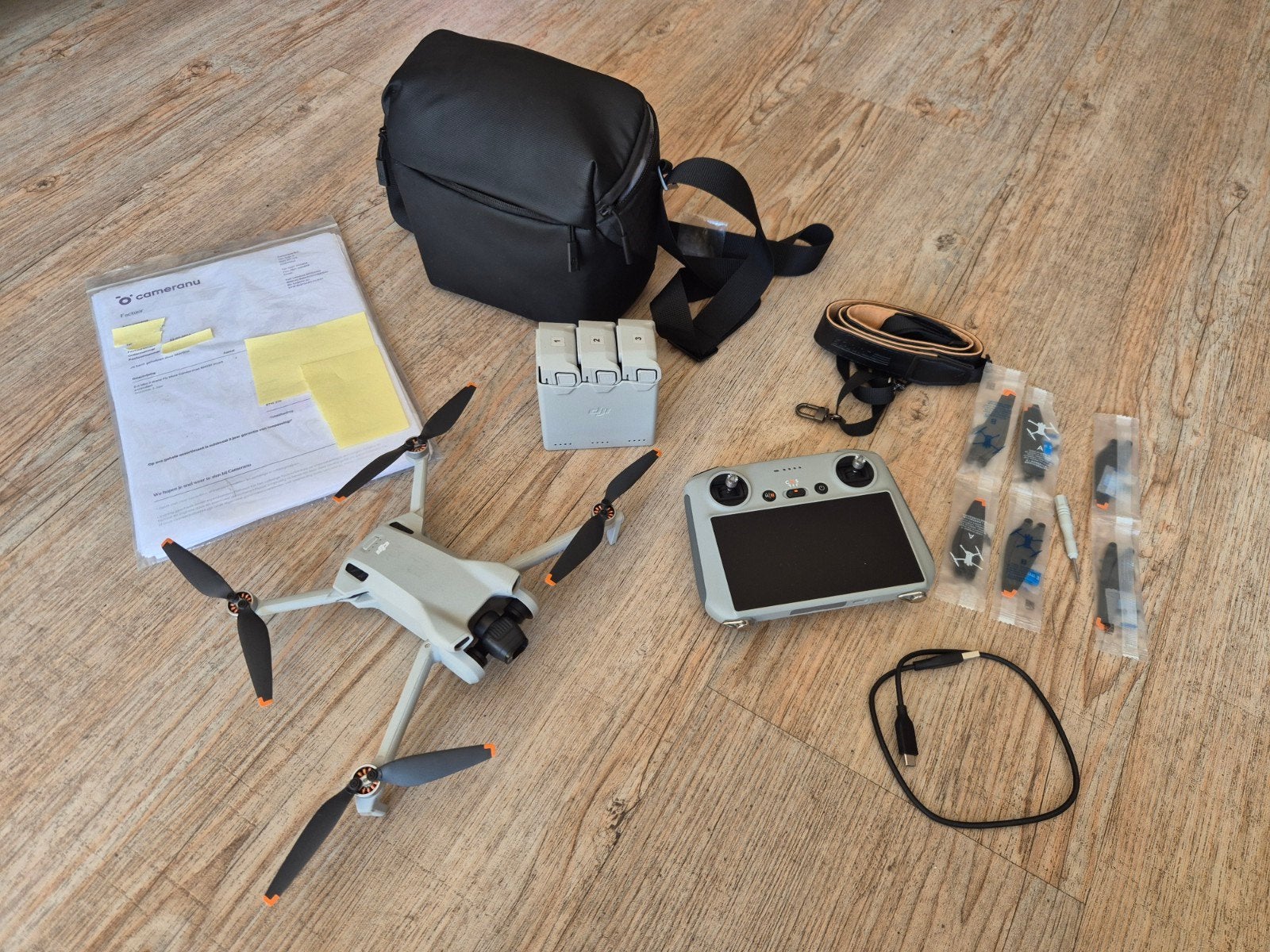DJI Mini 3 Fly More Combo met RC2 Controller, 30 tot 45 minuten, Cameradrone, Zo goed als nieuw, DJI