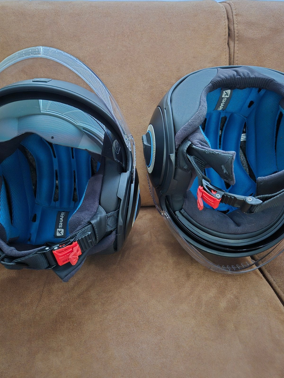 Twee shark motorhelmen, Ophalen, Jethelm, Shark, S