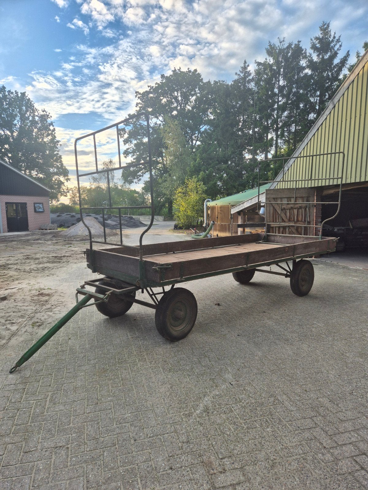Hooiwagen / Platte wagen, 100 liter of meer, Ophalen, Gebruikt, Transportkar