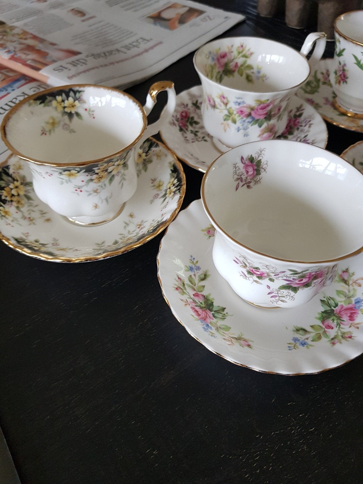 Royal albert en royal windsor, Verzamelen, Ophalen of Verzenden, Zo goed als nieuw, Porselein, Kop en/of schotel