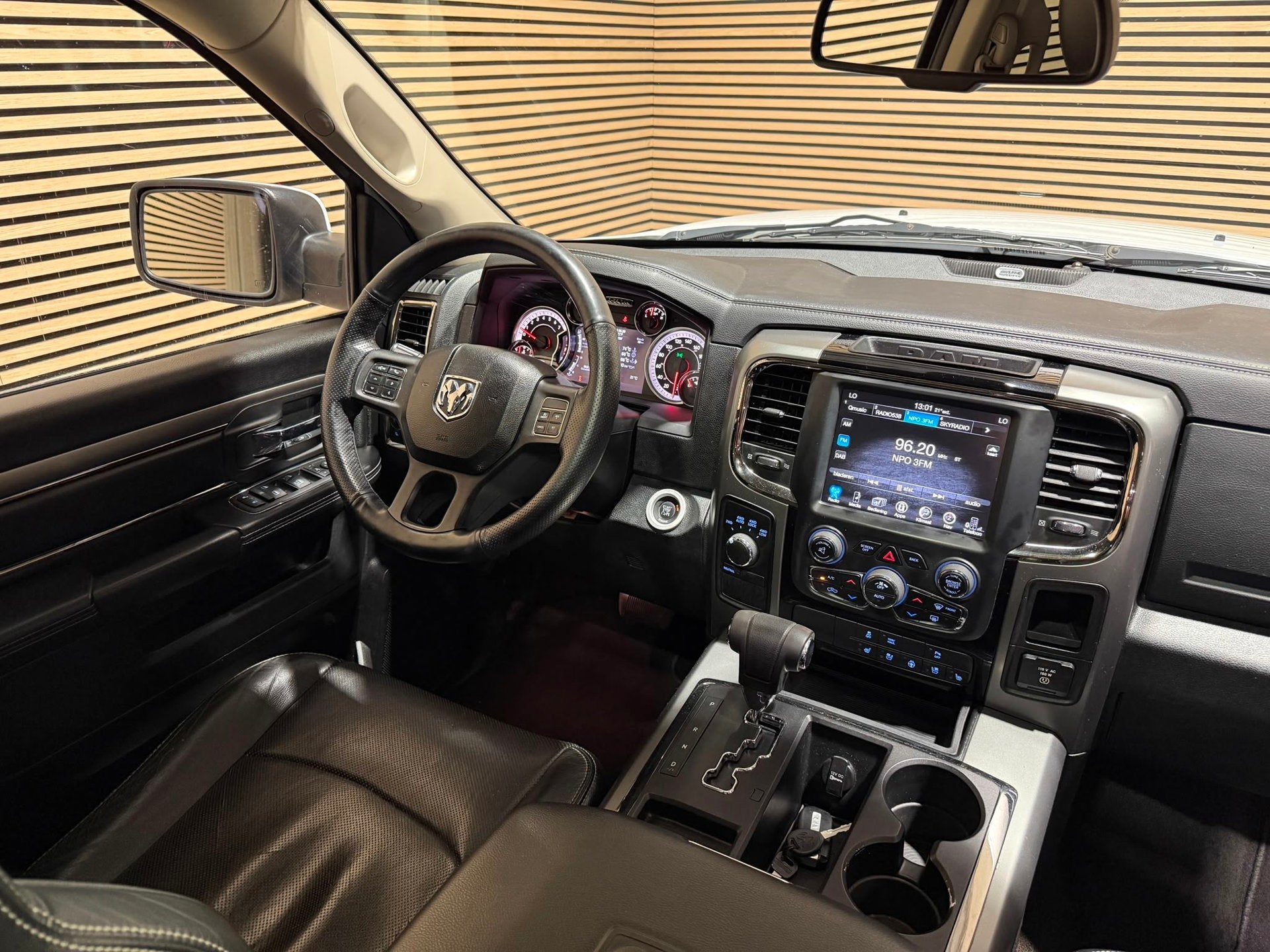 Dodge Ram 1500 5.7 V8 4x4 Quad Cab 6'4 | Lage bijtelling | F, Auto's, Automaat, Euro 5, Gebruikt, 5654 cc