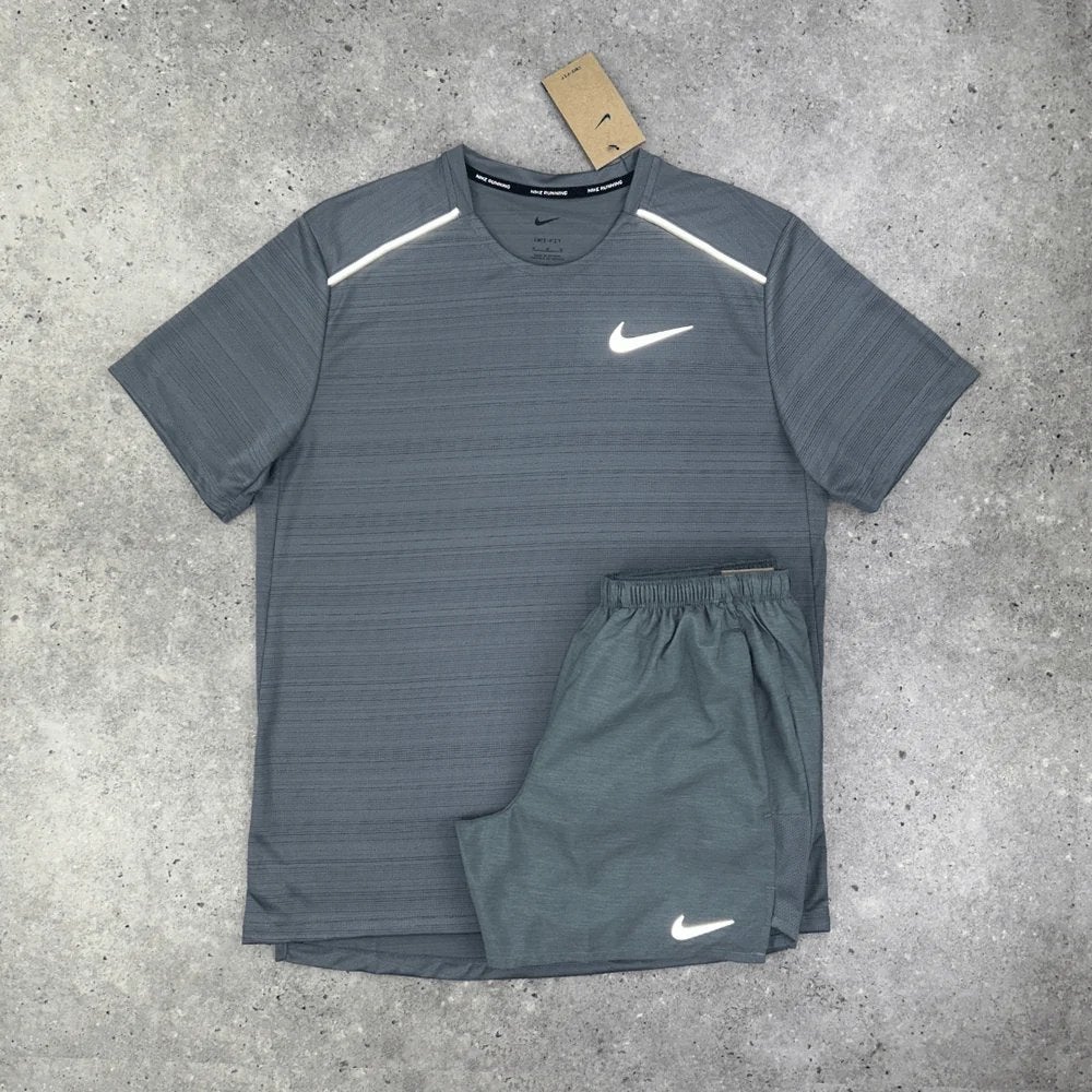 Nike miller set, Ophalen of Verzenden, Zo goed als nieuw, Overige maten, Algemeen