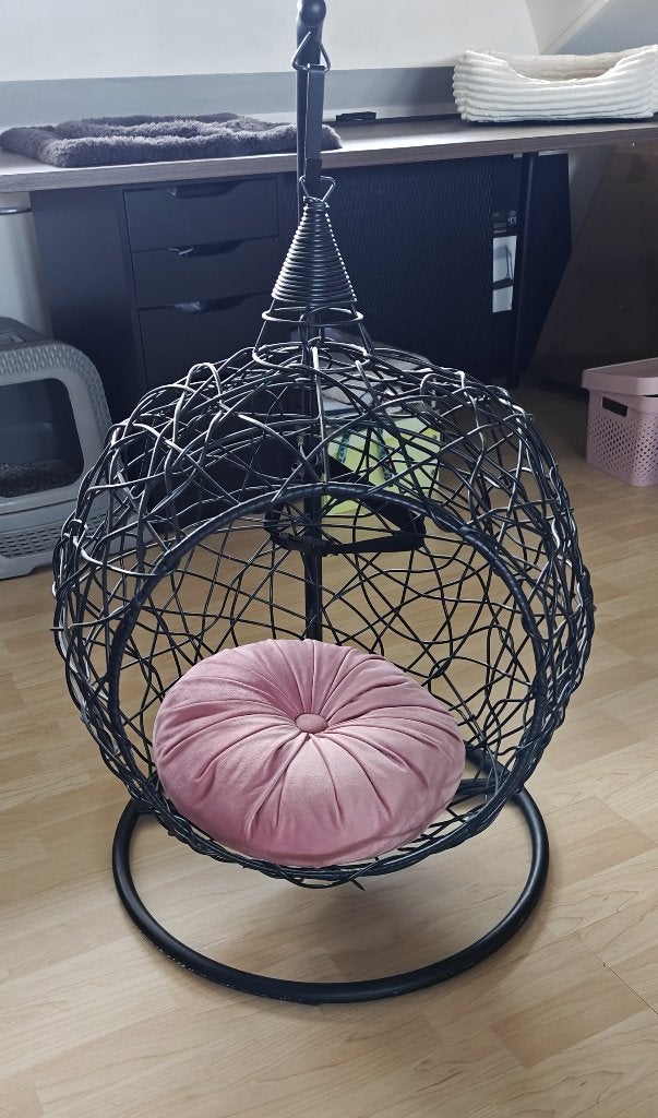 Katten hangstoel, Ophalen, Zo goed als nieuw