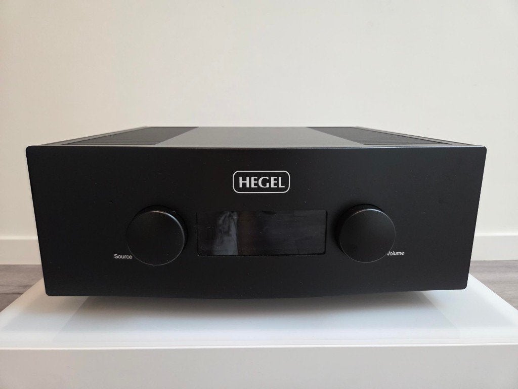 Hegel H600 - Stereo versterker, Overige merken, Ophalen of Verzenden, Zo goed als nieuw, 120 watt of meer