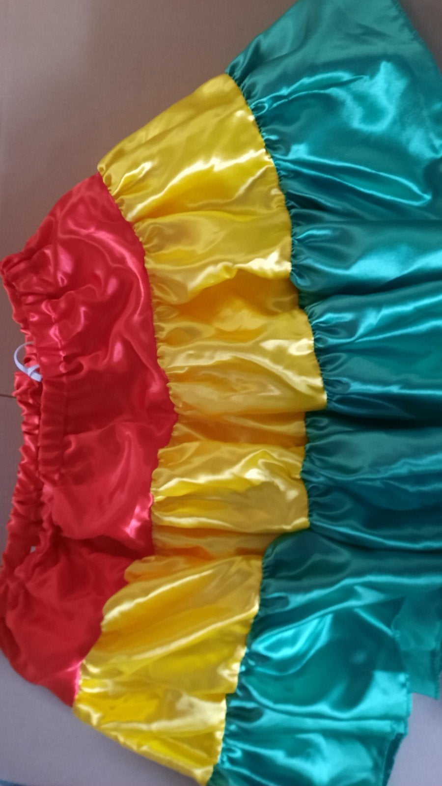 Carnavalsrokje Rood Geel Groen, Freddy's, Carnaval, Maat 46/48 (XL) of groter, Ophalen of Verzenden