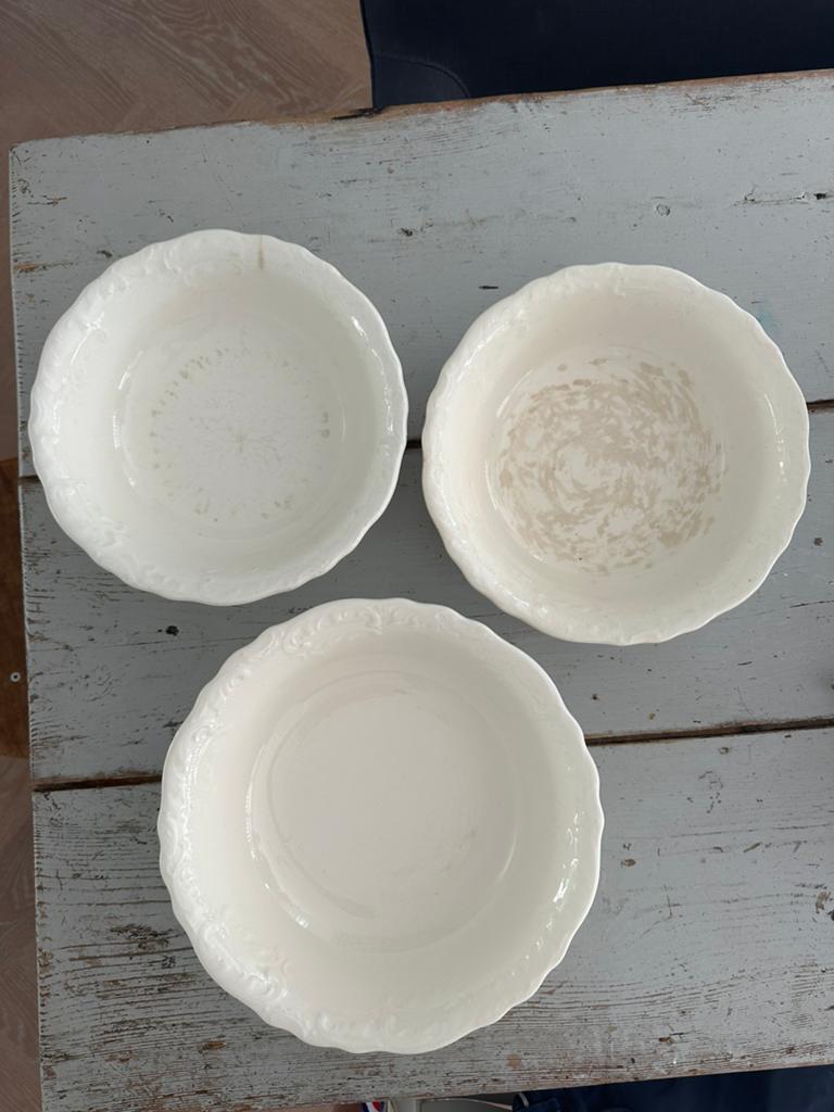 Set van 3 antieke witte schalen met reliëf van Regout en SCM, Ophalen of Verzenden