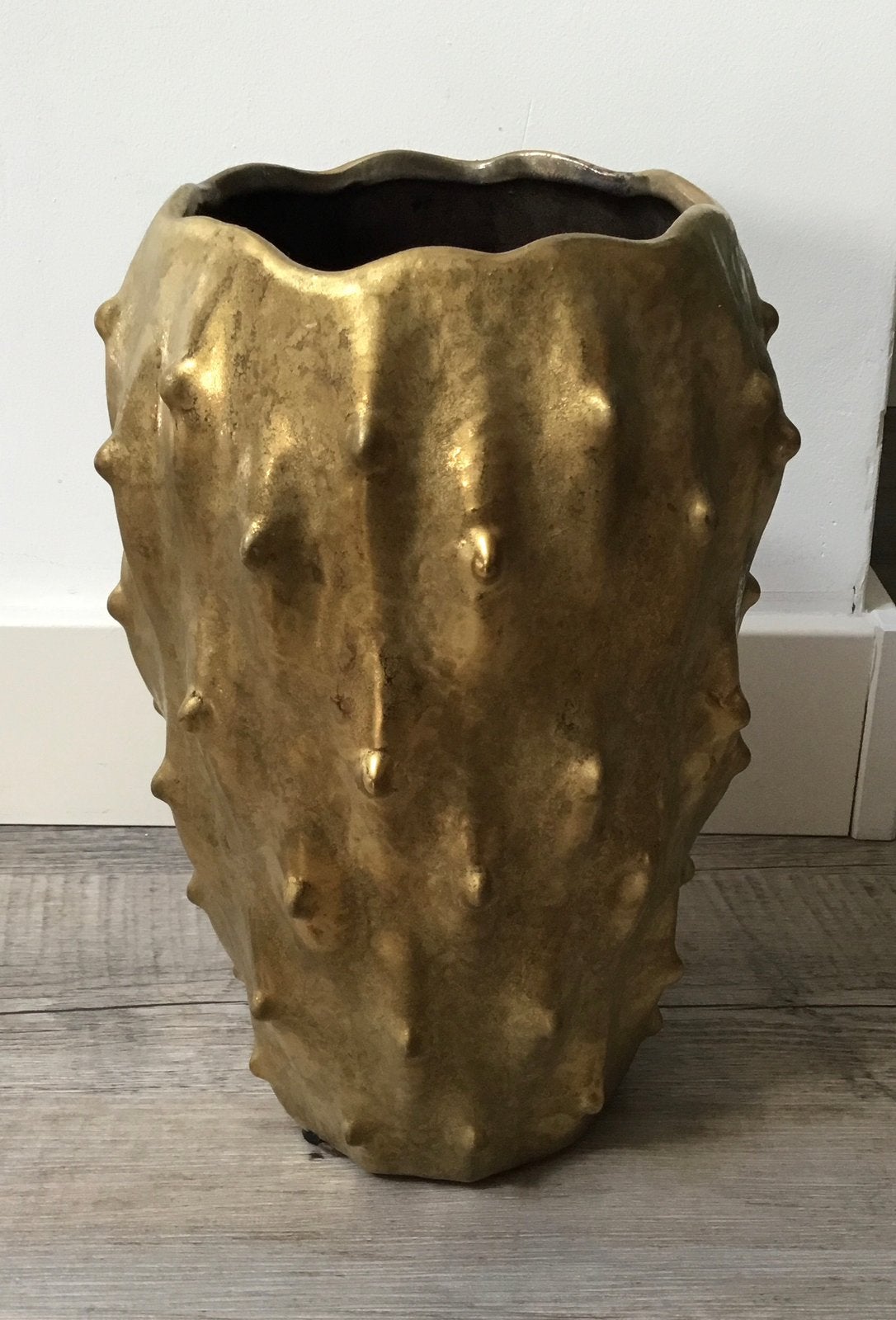 Goud kleurige bloempot, Ophalen, Gebruikt, Rond