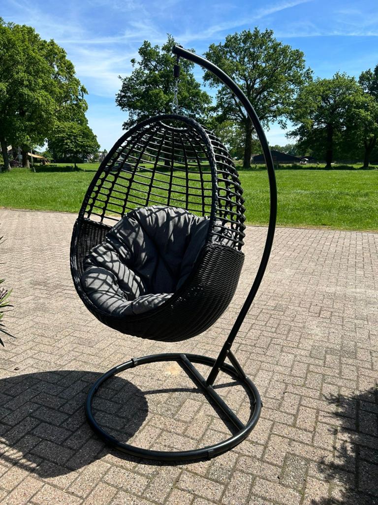 Manifesto Wicker Hangstoel met Kussen - Zwart, Ophalen of Verzenden, Nieuw, Wicker