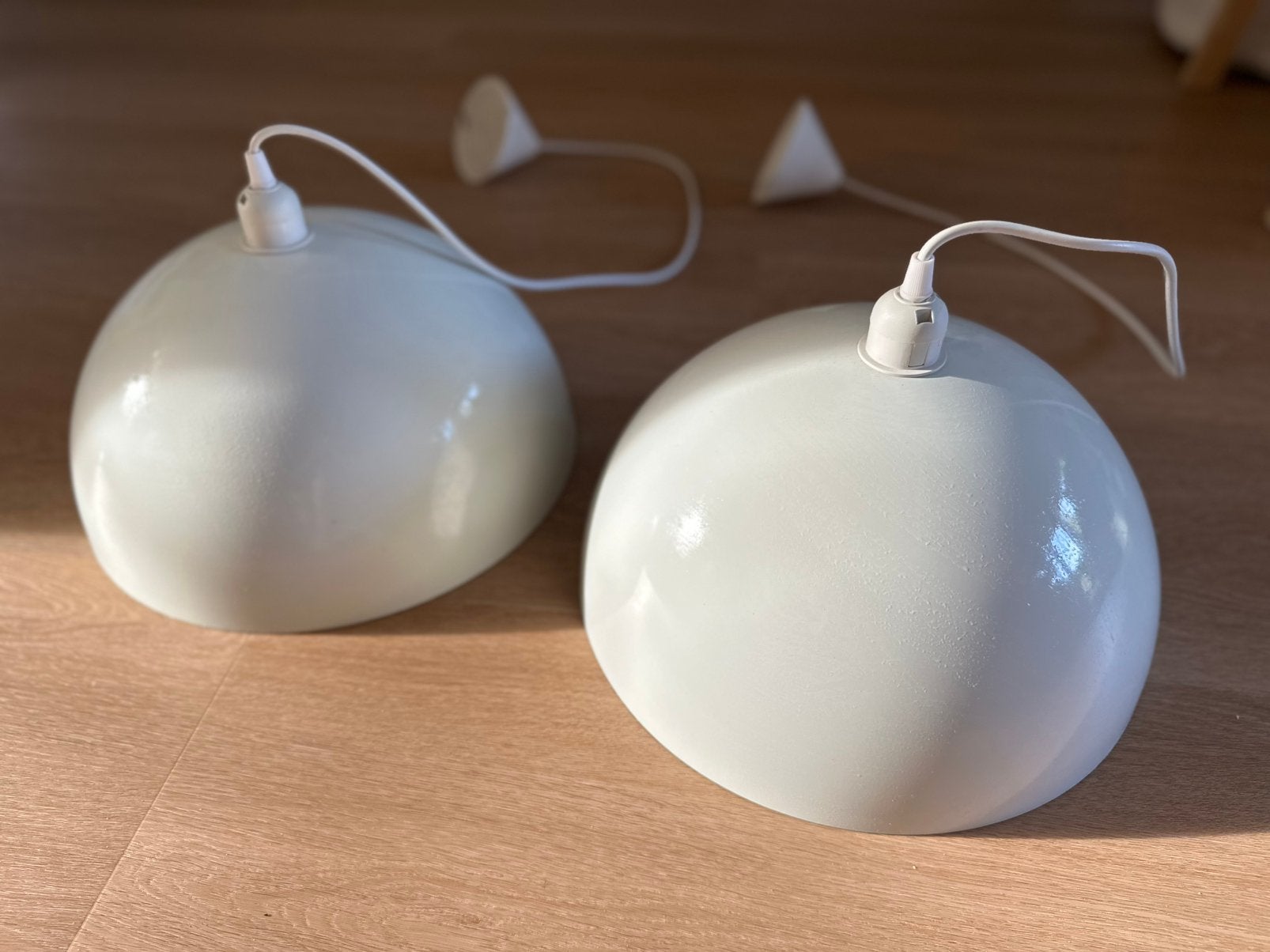 2 witte hanglampen, Ophalen, Zo goed als nieuw, Metaal, E27 (groot)