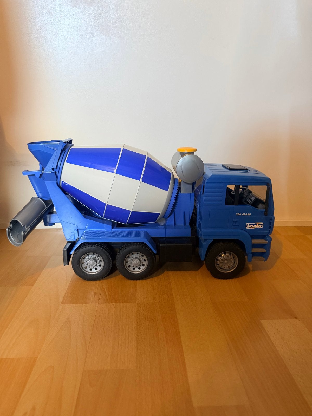 Bruder 02744 MAN TGA Betonmixer / Cementwagen, Kinderen en Baby's, Speelgoed | Speelgoedvoertuigen, Ophalen, Gebruikt