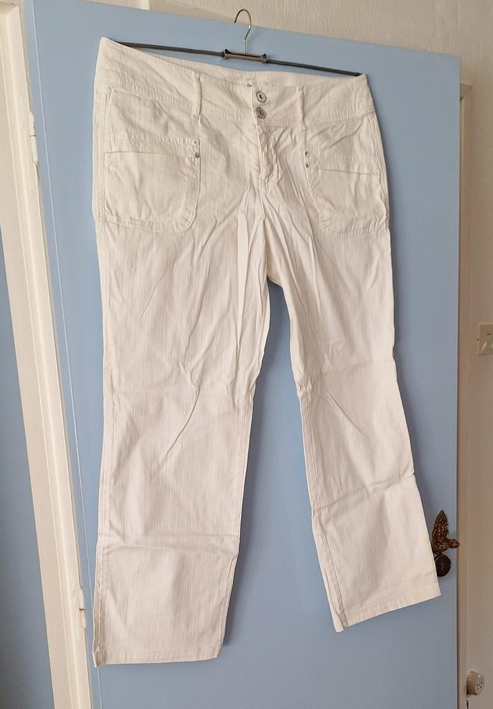 NIEUWE MISS ETAM DAMES MERK ZOMERBROEK
MAAT 46
KLEUR WIT, Wit, Nieuw, Ophalen of Verzenden, MISS ETAM