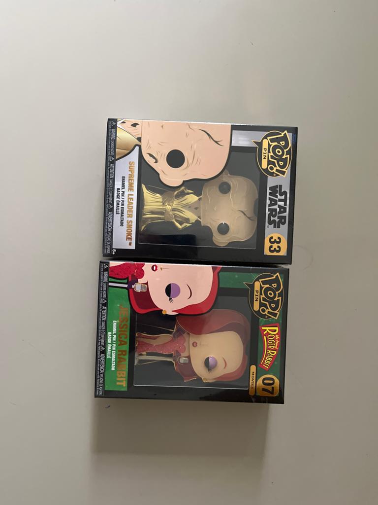 Funko pop pins jessica rabbit & supreme leader snoke, Verzamelen, Verzenden, Overige figuren, Zo goed als nieuw, Beeldje of Figuurtje