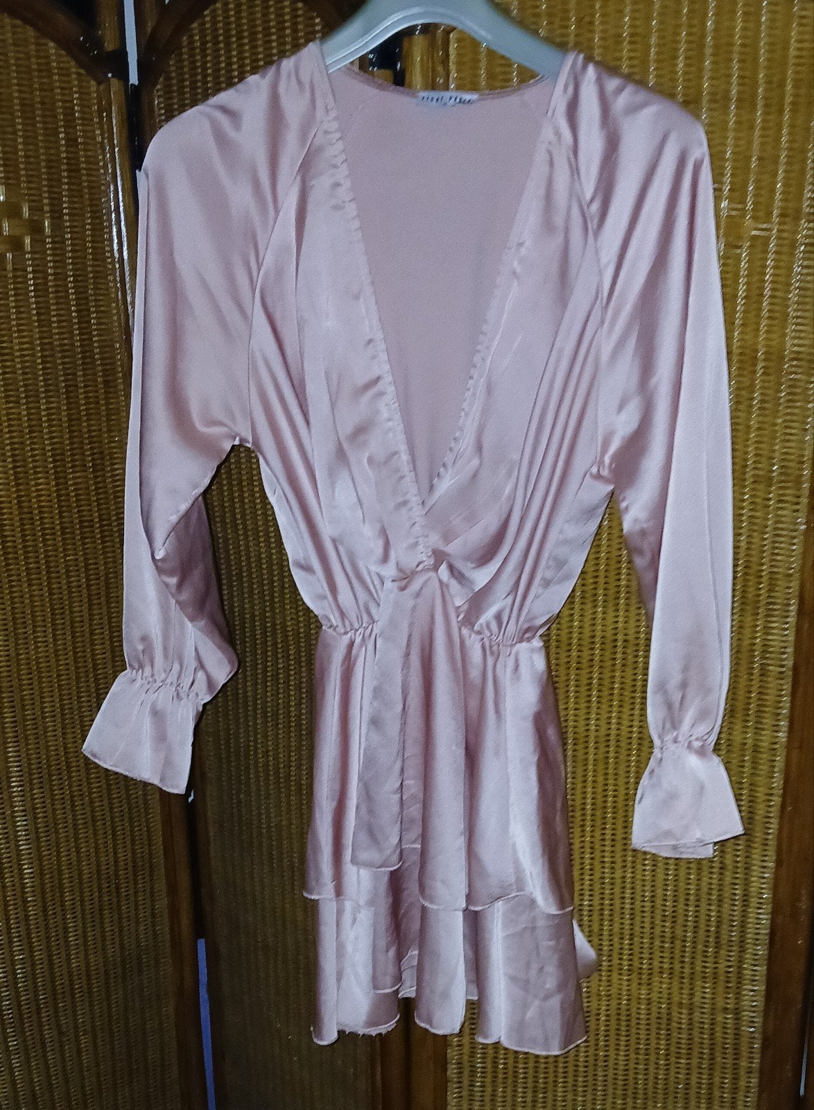 Eight Paris Roze Satijnen Jurk Maat M, Kleding | Dames, Maat 38/40 (M), Verzenden, Zo goed als nieuw, Roze
