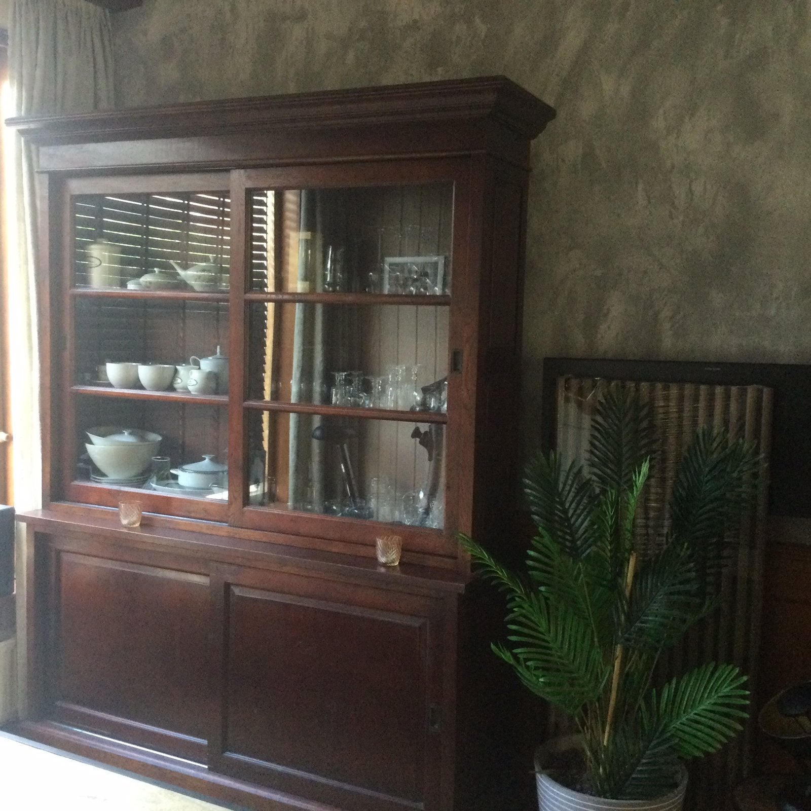Mooie zware eiken buffetkast, Huis en Inrichting, Kasten | Buffetkasten, Ophalen, Glas, 200 cm of meer, 150 tot 200 cm
