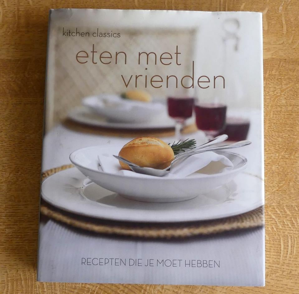 Kitchen Classics - Eten met vrienden kookboek, Ophalen of Verzenden, Gelezen, Europa