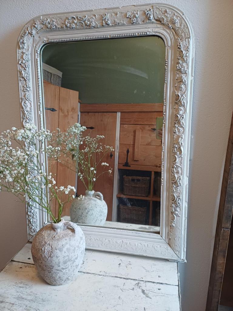 Antieke spiegel met sierlijke lijst - Brocante stijl, Ophalen, Gebruikt, 100 tot 150 cm, Rechthoekig