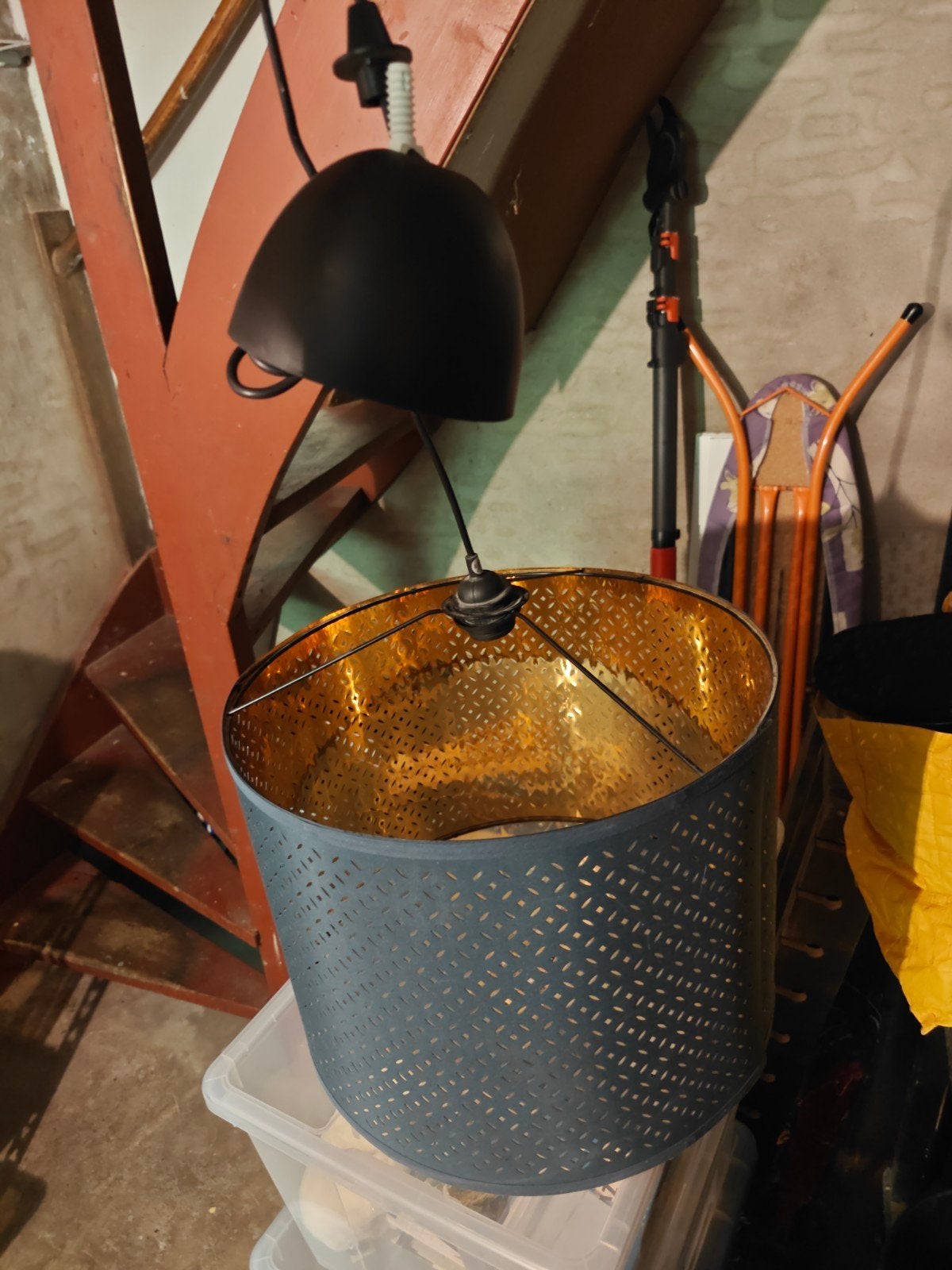 Nymo lampenkap met fitting - Zwart/Goud, Huis en Inrichting, Lampen | Lampenkappen, Gebruikt, Zwart, Rond, Ophalen of Verzenden