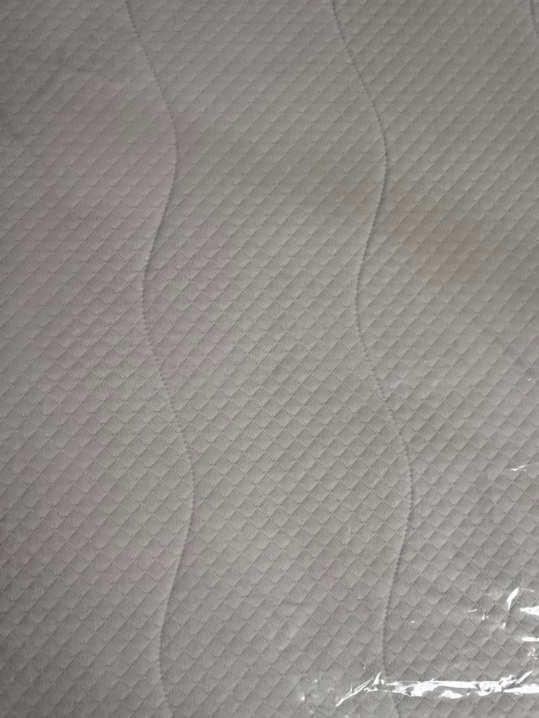 Wit matras 140x200 cm te koop, Ophalen, Tweepersoons, 140 cm, Zo goed als nieuw