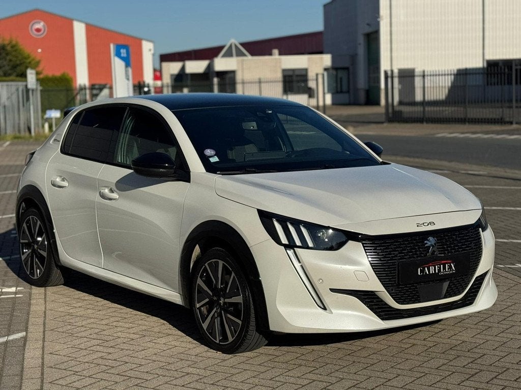 Peugeot 208 1.2 PureTech GT-Line PANO/AUTOM/CAMERA, Stof, Gebruikt, Euro 6, 1199 cc