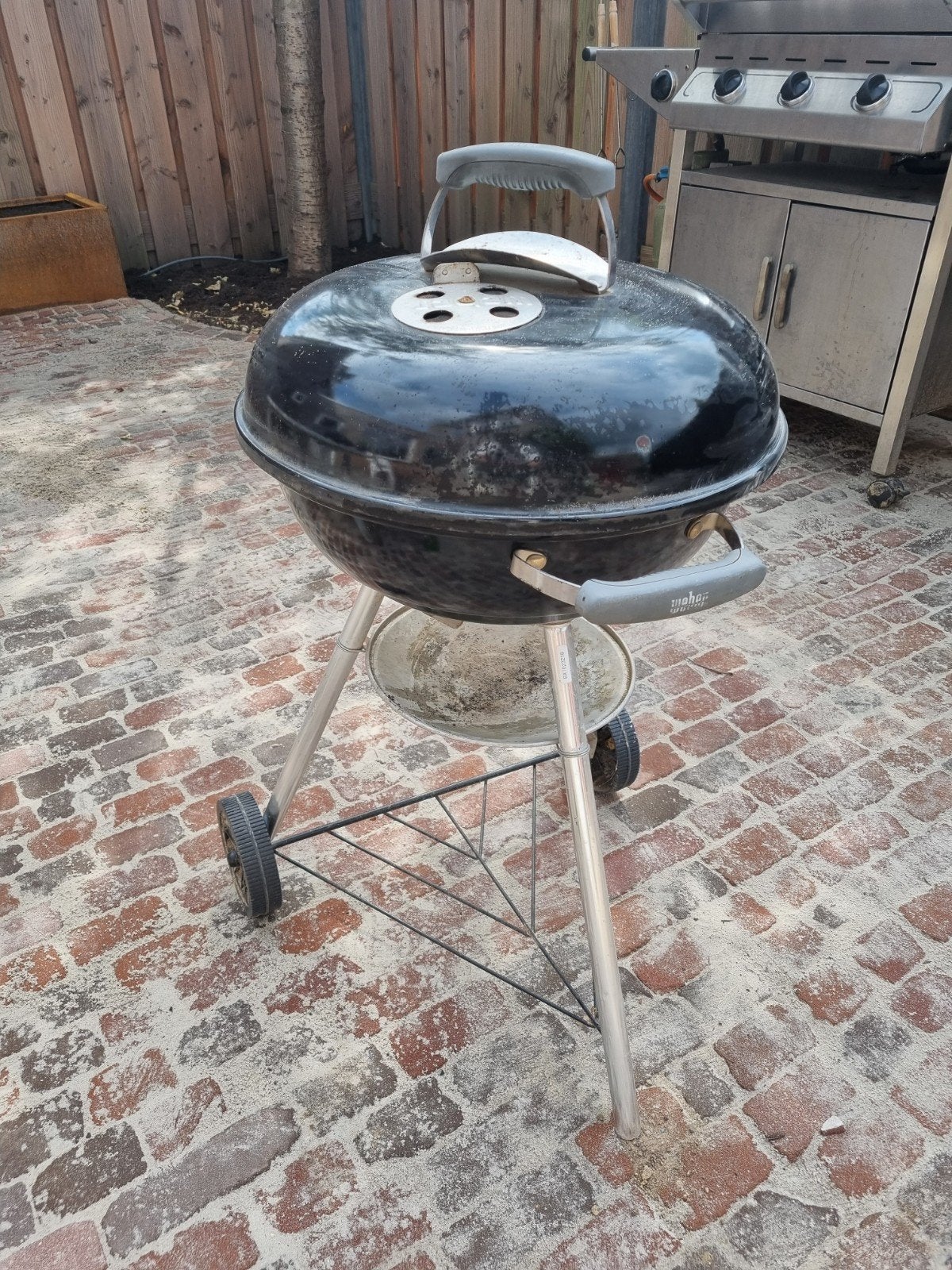 Weber BBQ Barbecue - inclusief hoes, Tuin en Terras, Ophalen, Gebruikt