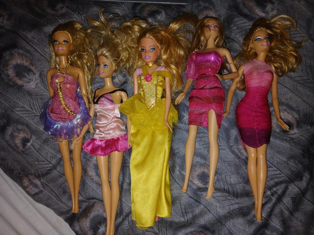 Hele barbie verzameling met accessoire kleding en Ken(s), Ophalen of Verzenden, Zo goed als nieuw, Barbie