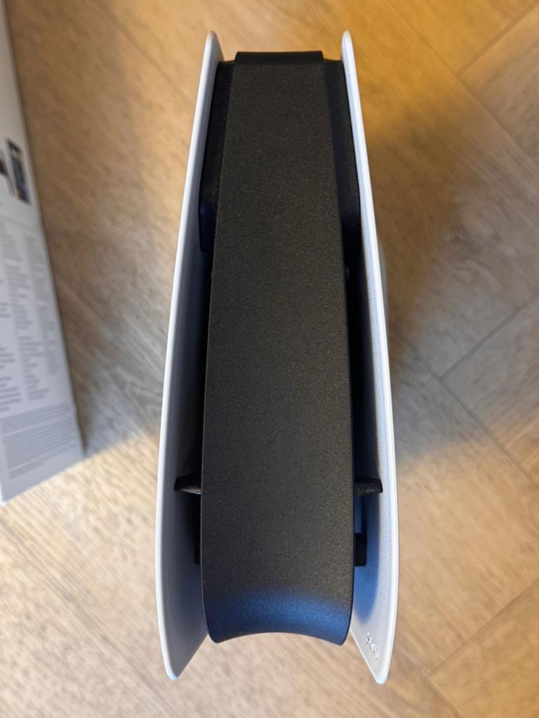 Sony PlayStation 5 (PS5) Disc Edition - Fortnite Bundel, Ophalen, Online, Shooter, Zo goed als nieuw