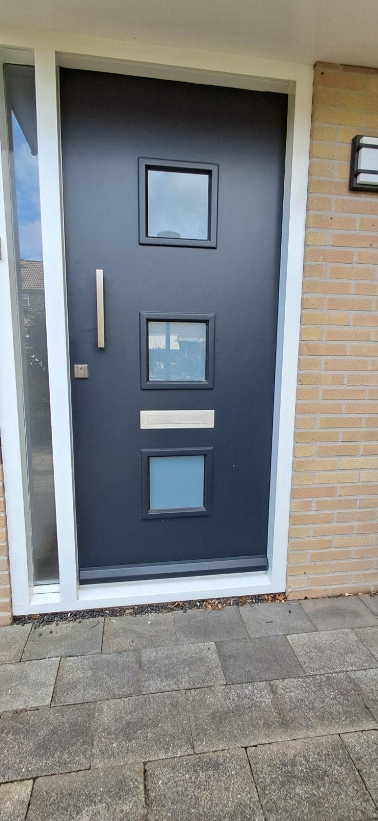 Moderne Buitendeur met slot,brievenbus, deurgreep, Ophalen, Gebruikt, 80 tot 100 cm, Buitendeur