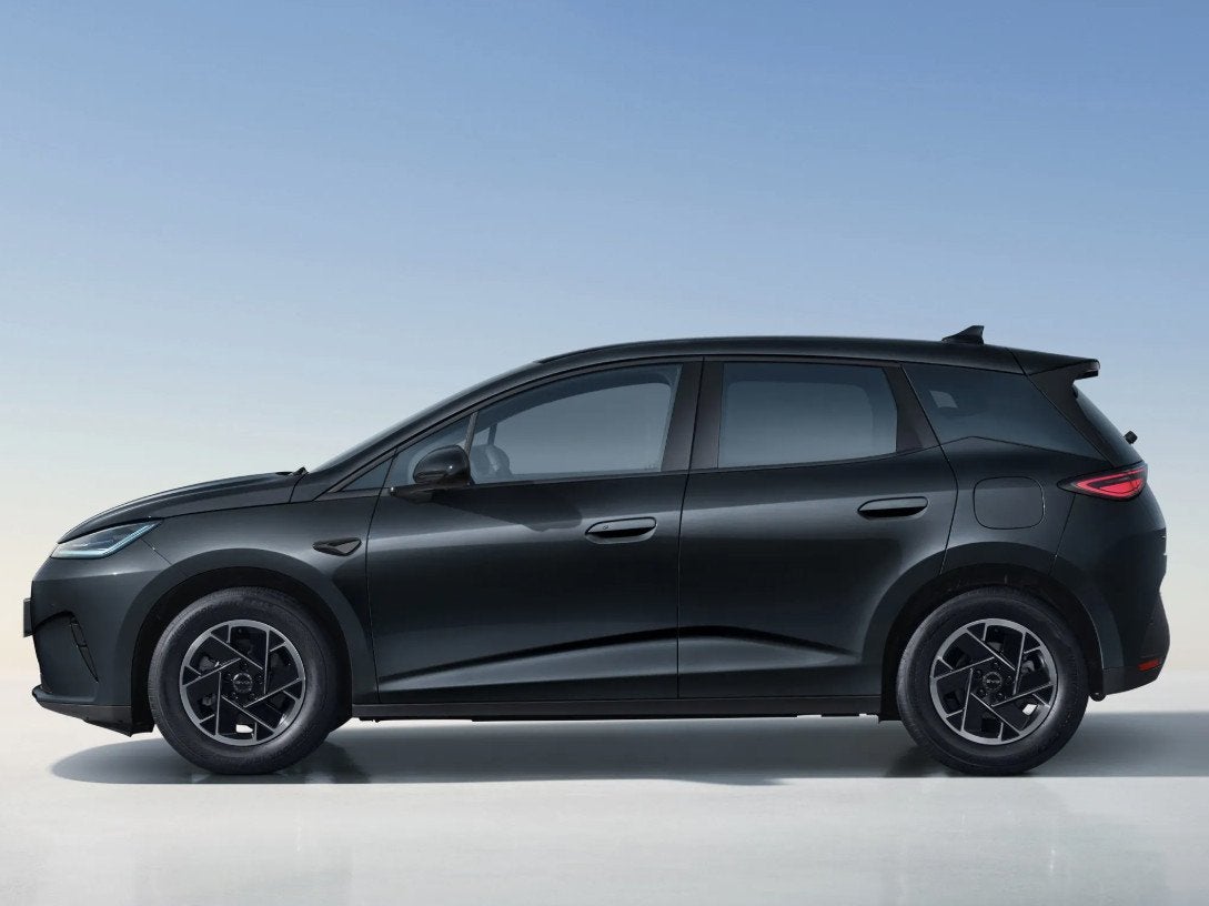 BYD DOLPHIN G 1.5L DM-i Boost | 105km Elektrisch actieradius, Auto's, BYD, Dolphin, Stof, Euro 6, 4 cilinders