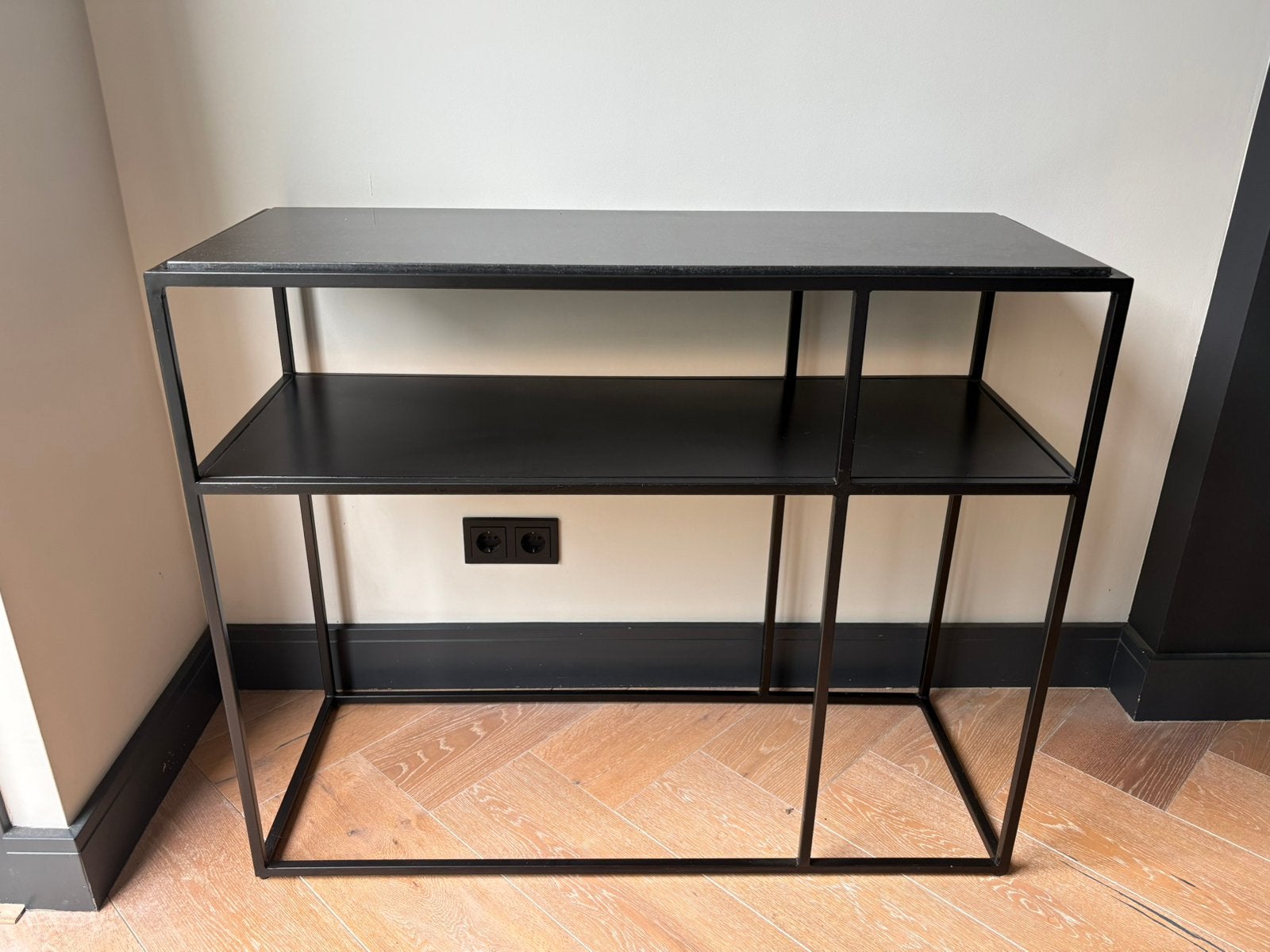 Sidetable met zwart marmer blad!, Ophalen, 100 tot 150 cm, Zo goed als nieuw, Metaal