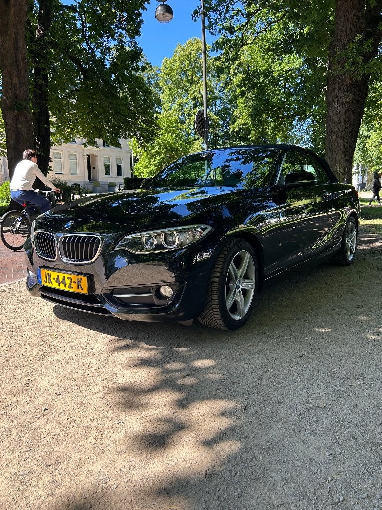 BMW 2-Serie 2.0 220I 135KW Cabrio Aut8 2016 Zwart, Achterwielaandrijving, 4 cilinders, Cabriolet, Zwart