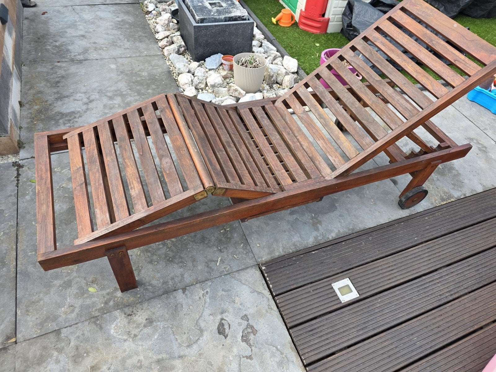 2x Club Collection ligstoelen met uitschuifbaar tafeltje, Tuin en Terras, Ligbedden, Ophalen of Verzenden