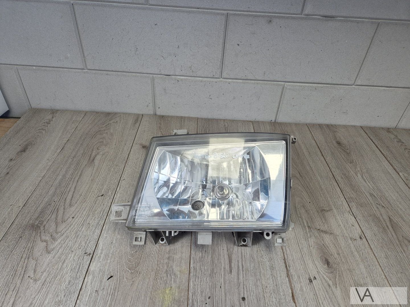 Mitsubishi Canter 2009 - 2013 koplamp links schadevrij €100, Auto-onderdelen, Gebruikt, -, -, Ophalen of Verzenden