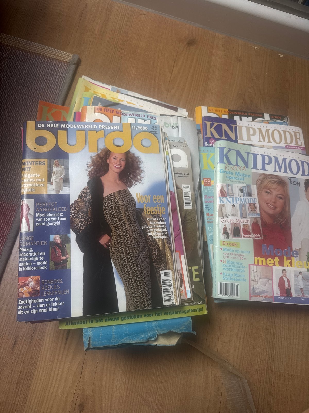 Burda en Knipmode tijdschriften - Mode en patronen, Ophalen of Verzenden, Gelezen, Damesbladen