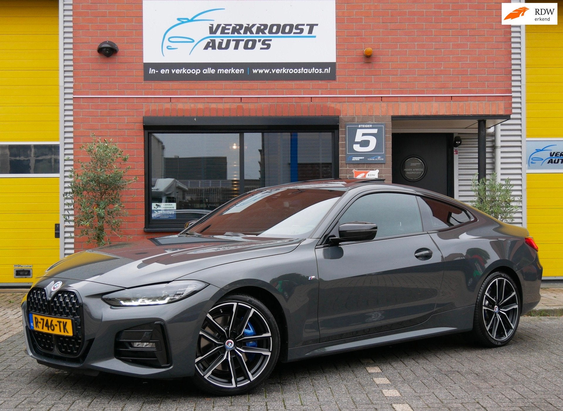 BMW 4-serie Coupé 420i High Executive. m sport. camera. sch, Auto's, Automaat, Achterwielaandrijving, Gebruikt, 4 stoelen
