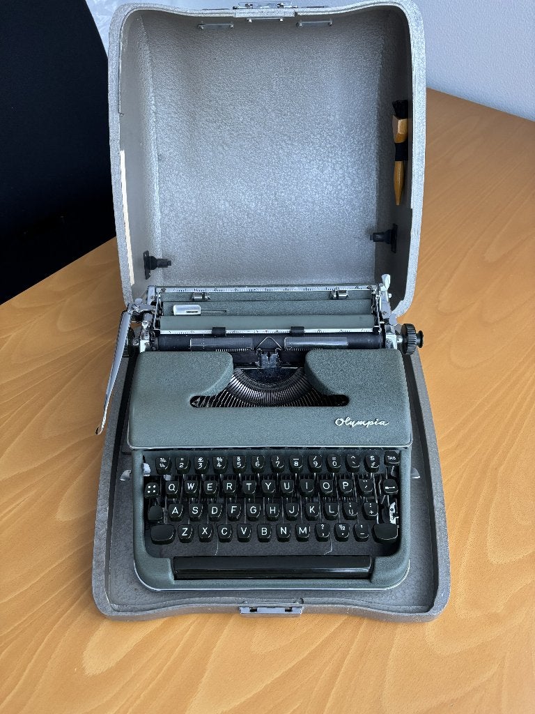 Typemachine, Ophalen, Zo goed als nieuw