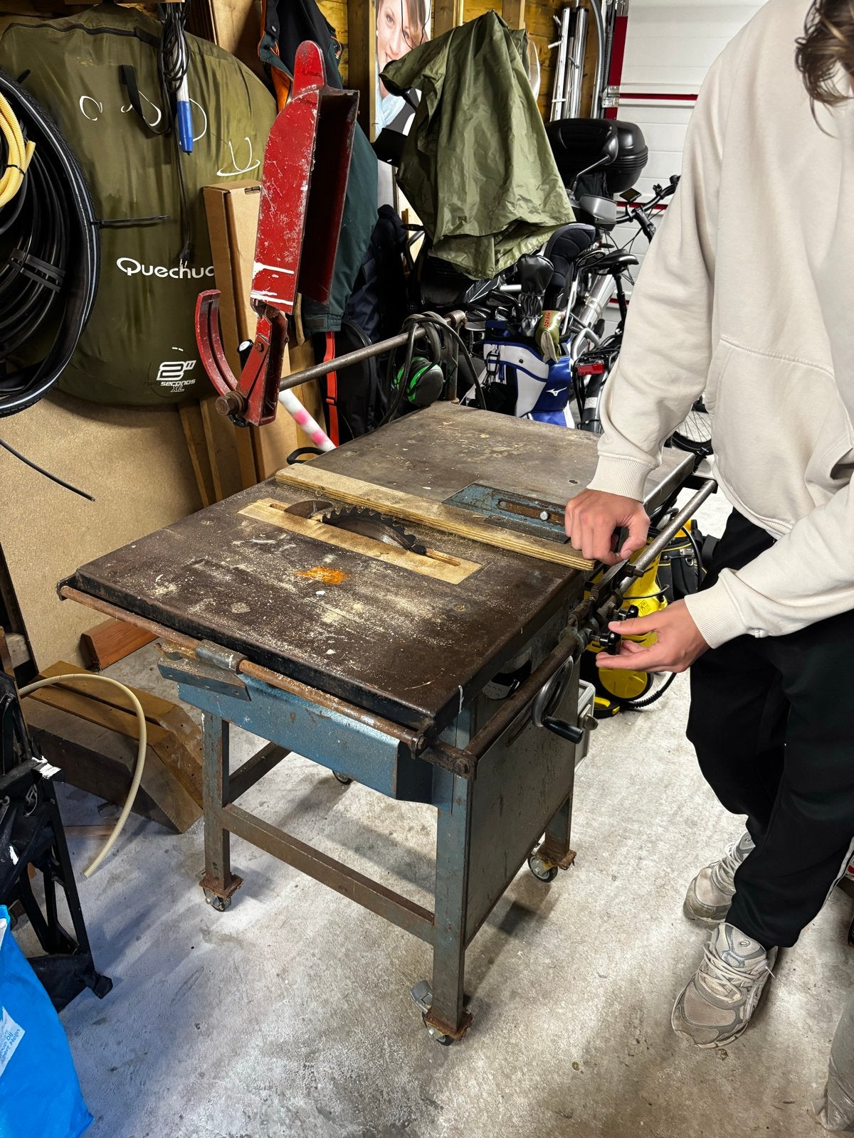 Robuuste Zaagtafel - Ideaal voor Houtbewerking, Ophalen, Gebruikt, Cirkelzaag, 70 mm of meer