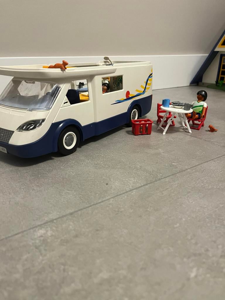 Playmobil caravan met accessoires en poppetjes, Ophalen of Verzenden, Gebruikt, Complete set