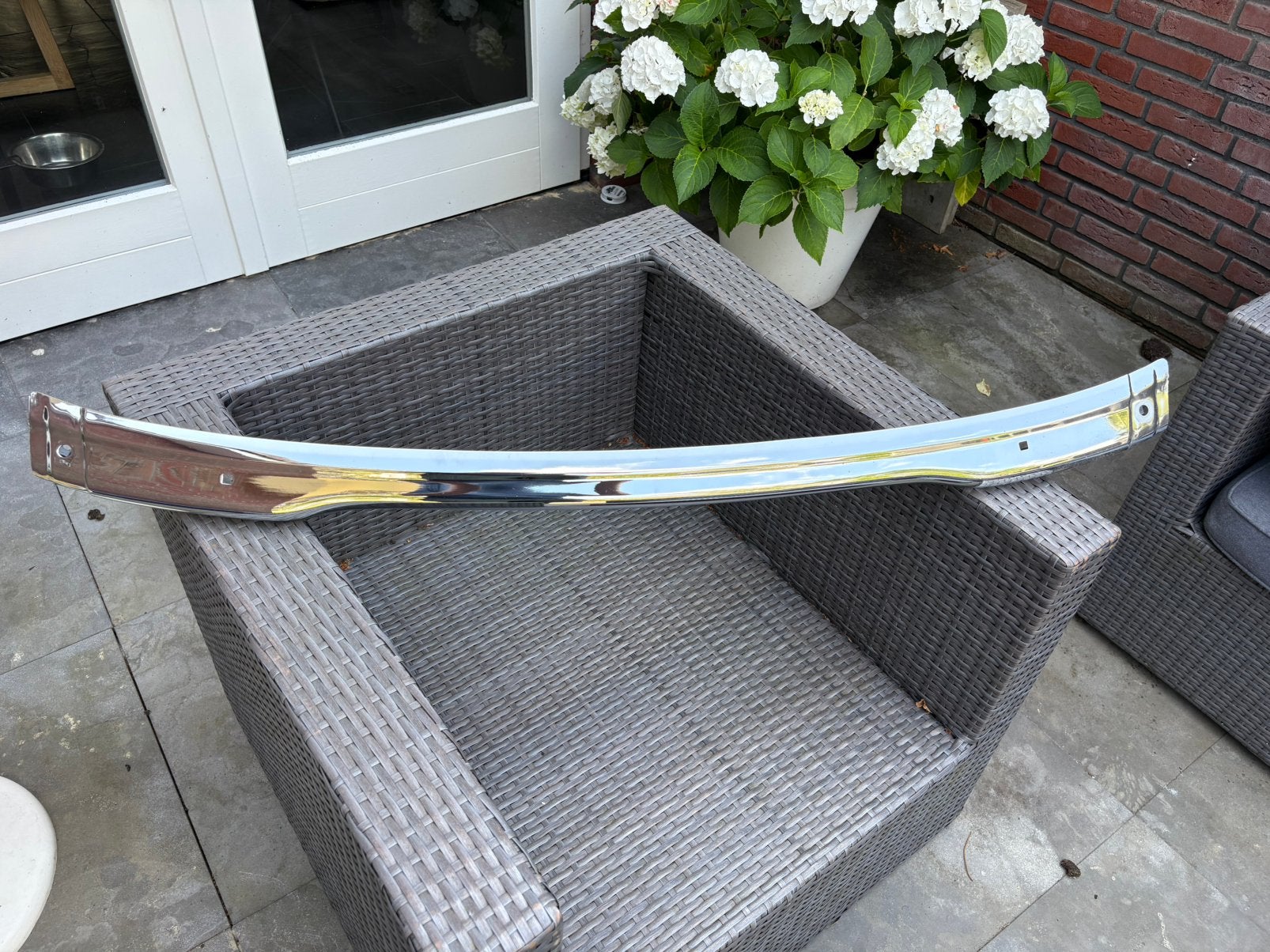Voorbumper Nissan Figaro zonder zijstukken, Ophalen