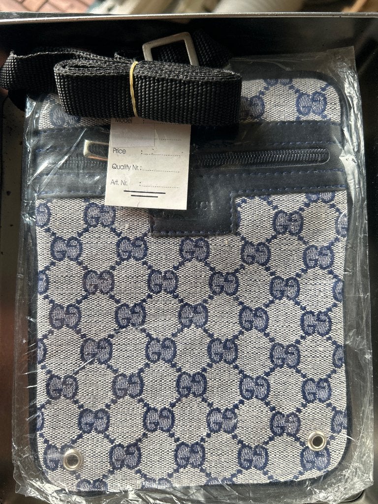 Gucci tas, nieuw in verpakking., Ophalen, Nieuw, Zwart