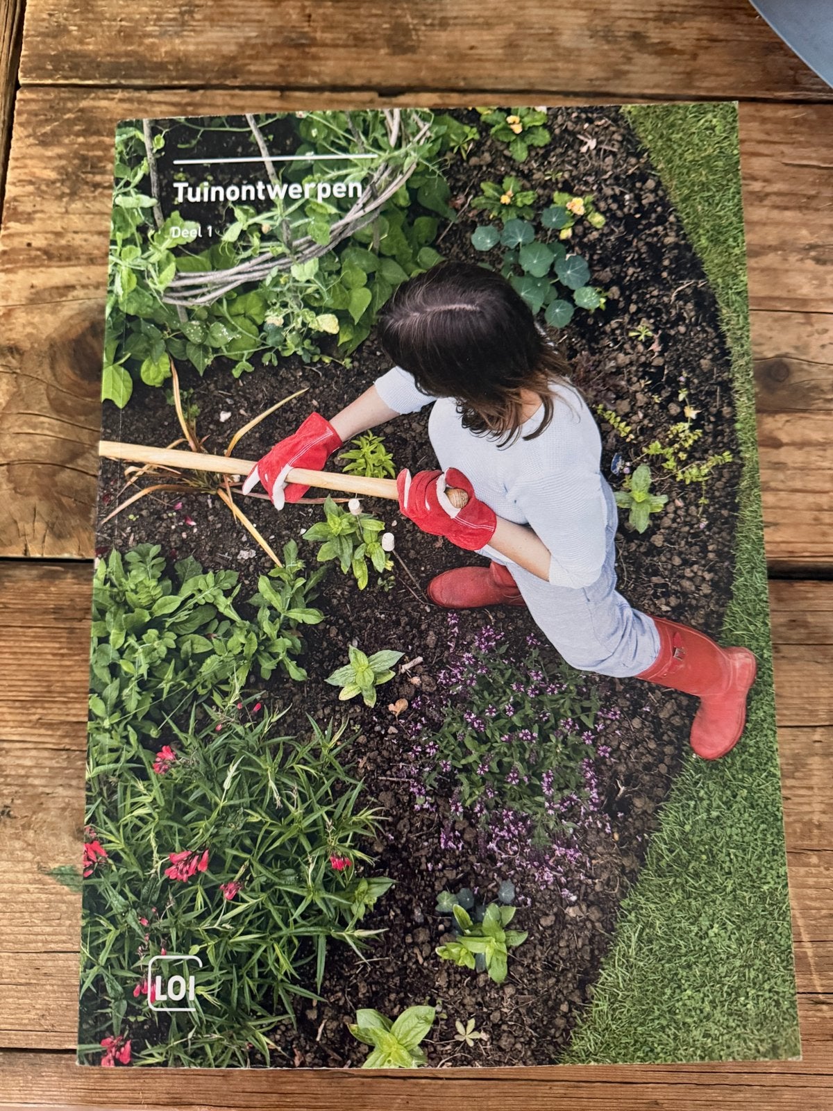 LOI Cursusmateriaal Tuinontwerpen en Beplantingsleer, Ophalen of Verzenden, Gebruikt, Boek, Taal en Studie