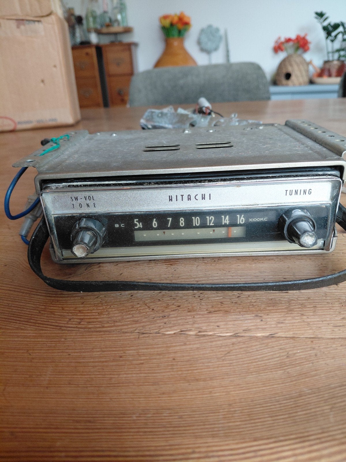 Hitachi Auto Radio TM-816u uit 1963 met boekje en onderdelen, Ophalen of Verzenden