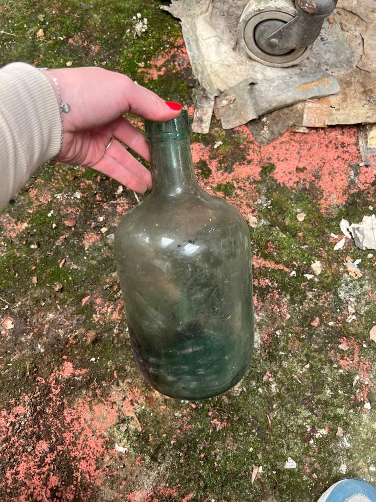 Antieke groene glazen fles - Brocante vondst, Antiek en Kunst, Ophalen