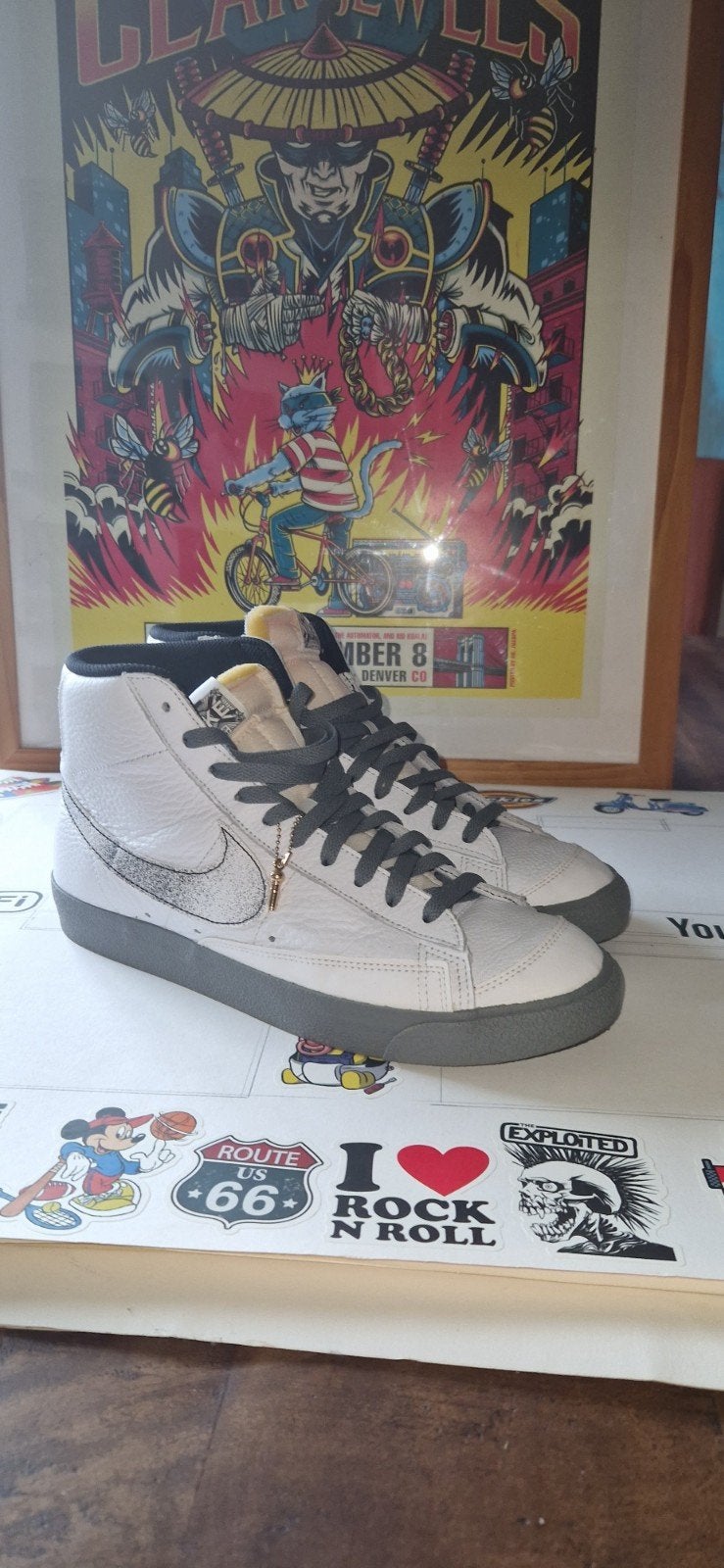 Nike Blazer Mid '77 EMB "50 Years of Hip-Hop" - 44, Wit, Nike, Ophalen of Verzenden, Sneakers of Gympen
